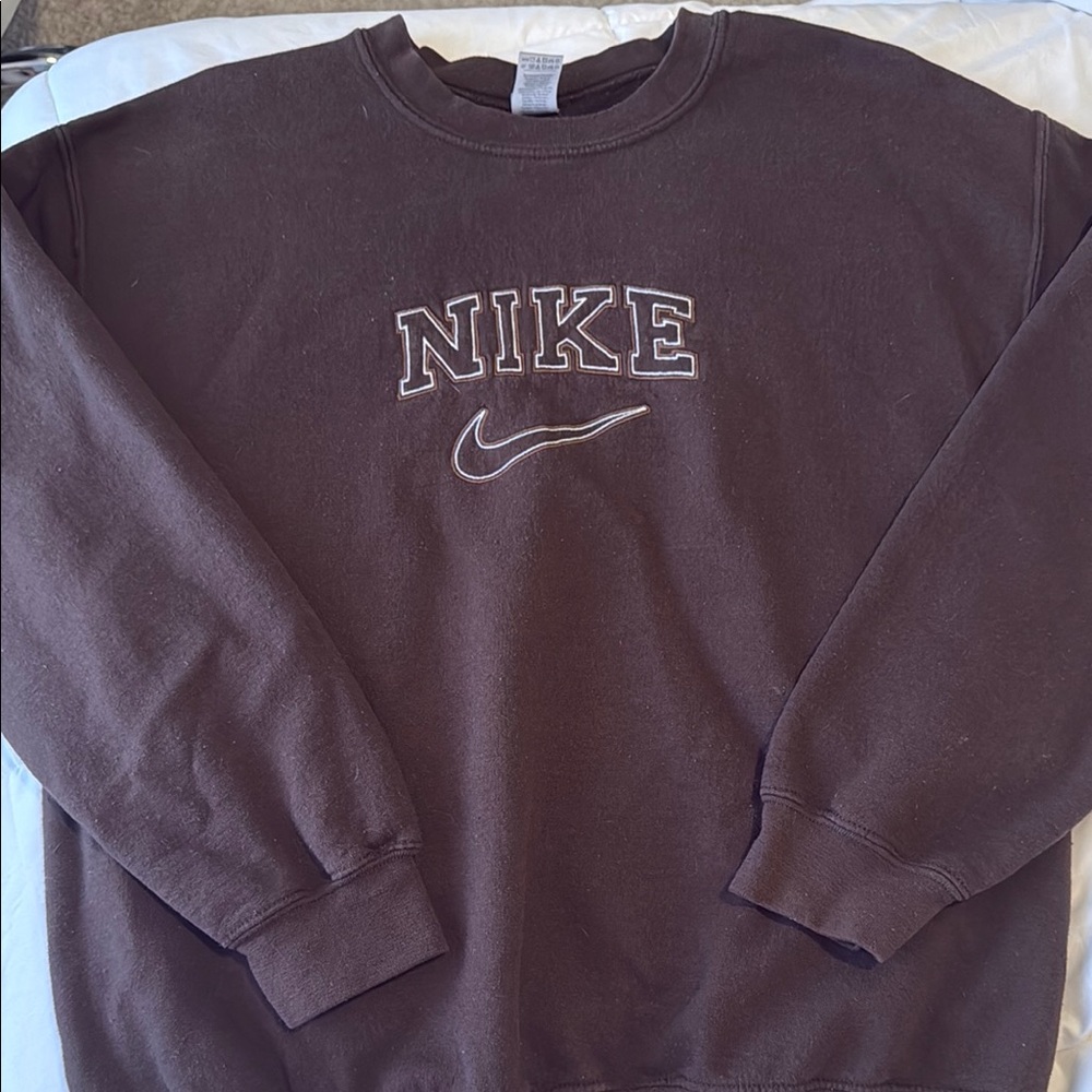 Nike Brown Crewneck Sweater Casual Comfort
